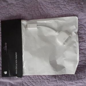 Mini-DVI to VGA adapter